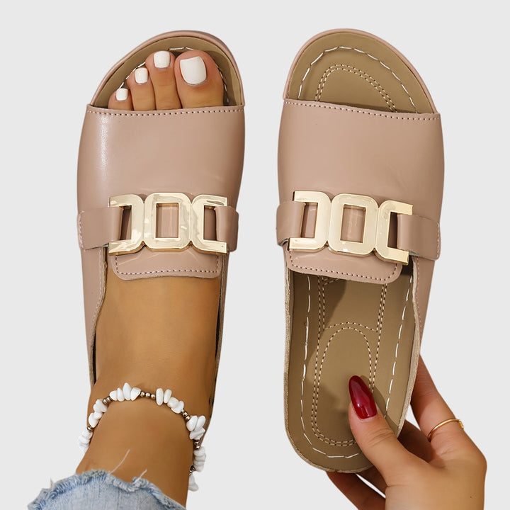 Kathryn™ | Comfy Buckle Sandals