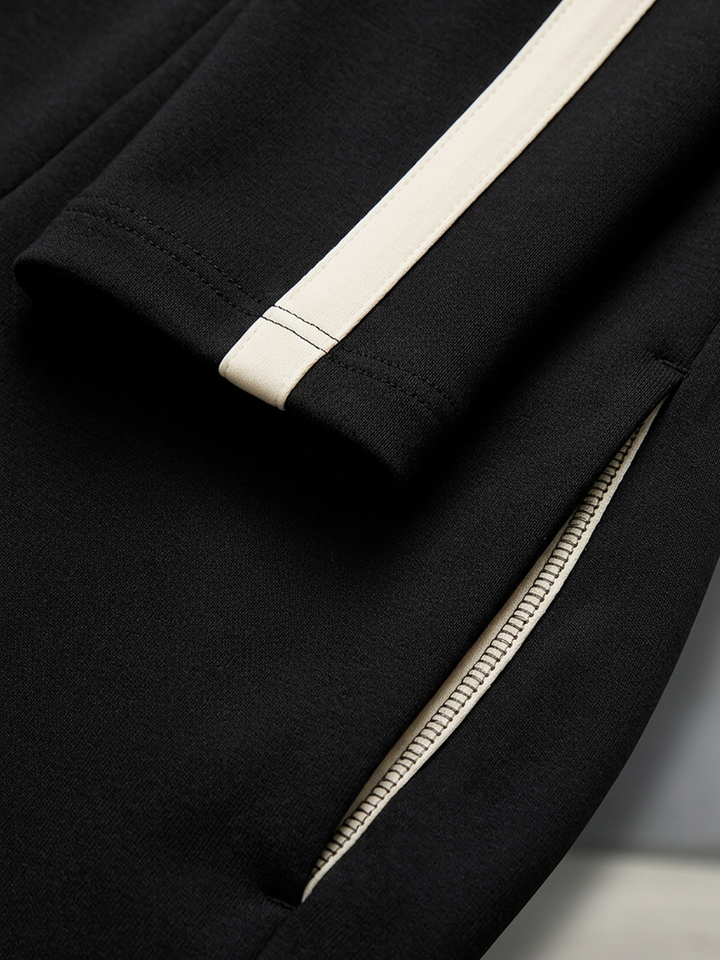 Doriana | Sporty Set with Contrast Stripes and Half Zip