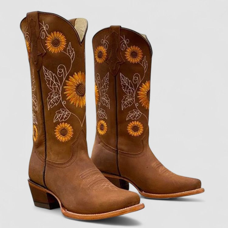 Daisy – Orthopedic Western Boots
