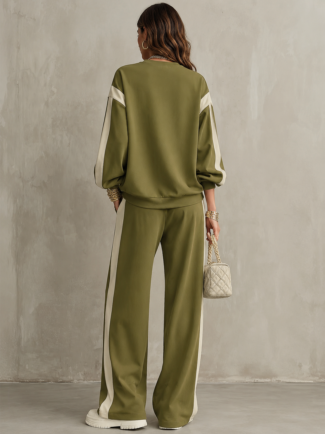 Romina | Sweatshirt and Pants Set with Side Stripe