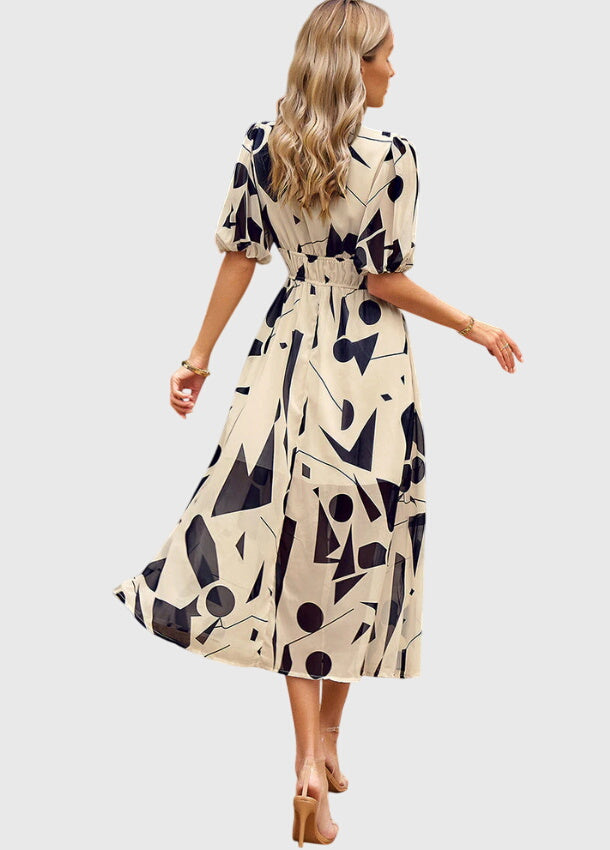 Natalie™ | Flattering Floral Midi Dress