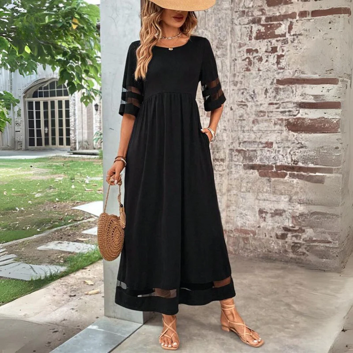 Cerelia | Flattering Knit Midi Dress