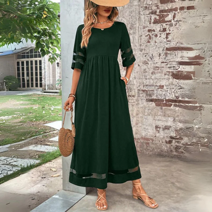 Cerelia | Flattering Knit Midi Dress