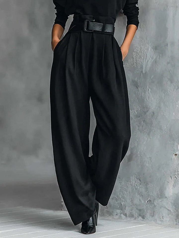 Jolanda | Turtleneck and Belted Pants Set