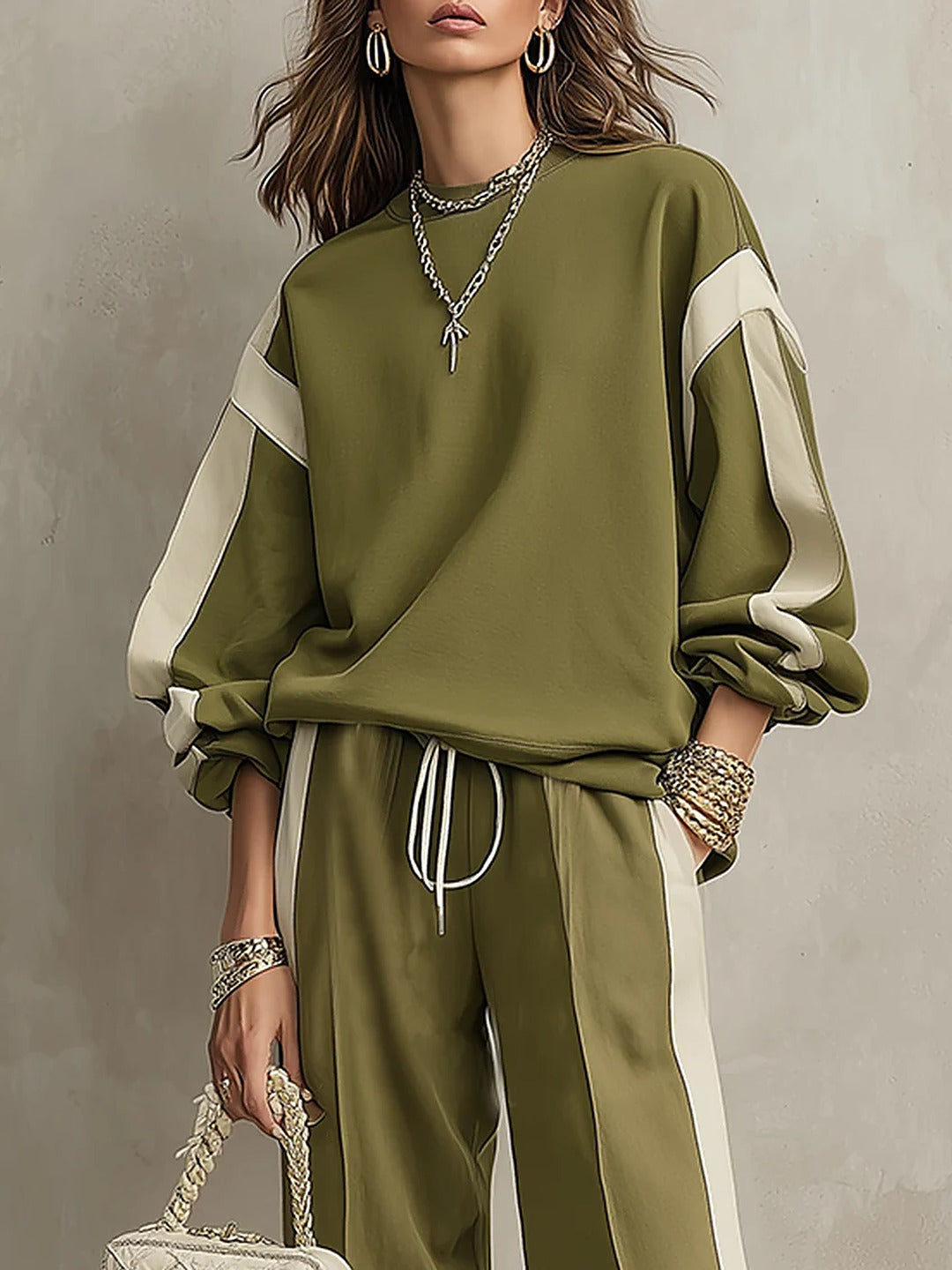 Romina | Sweatshirt and Pants Set with Side Stripe